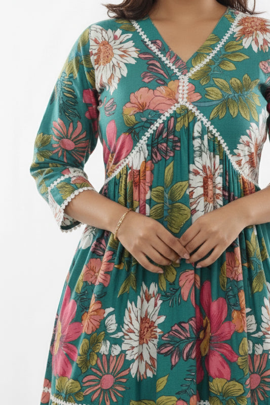 Leaflight Feeding Co-ord Set