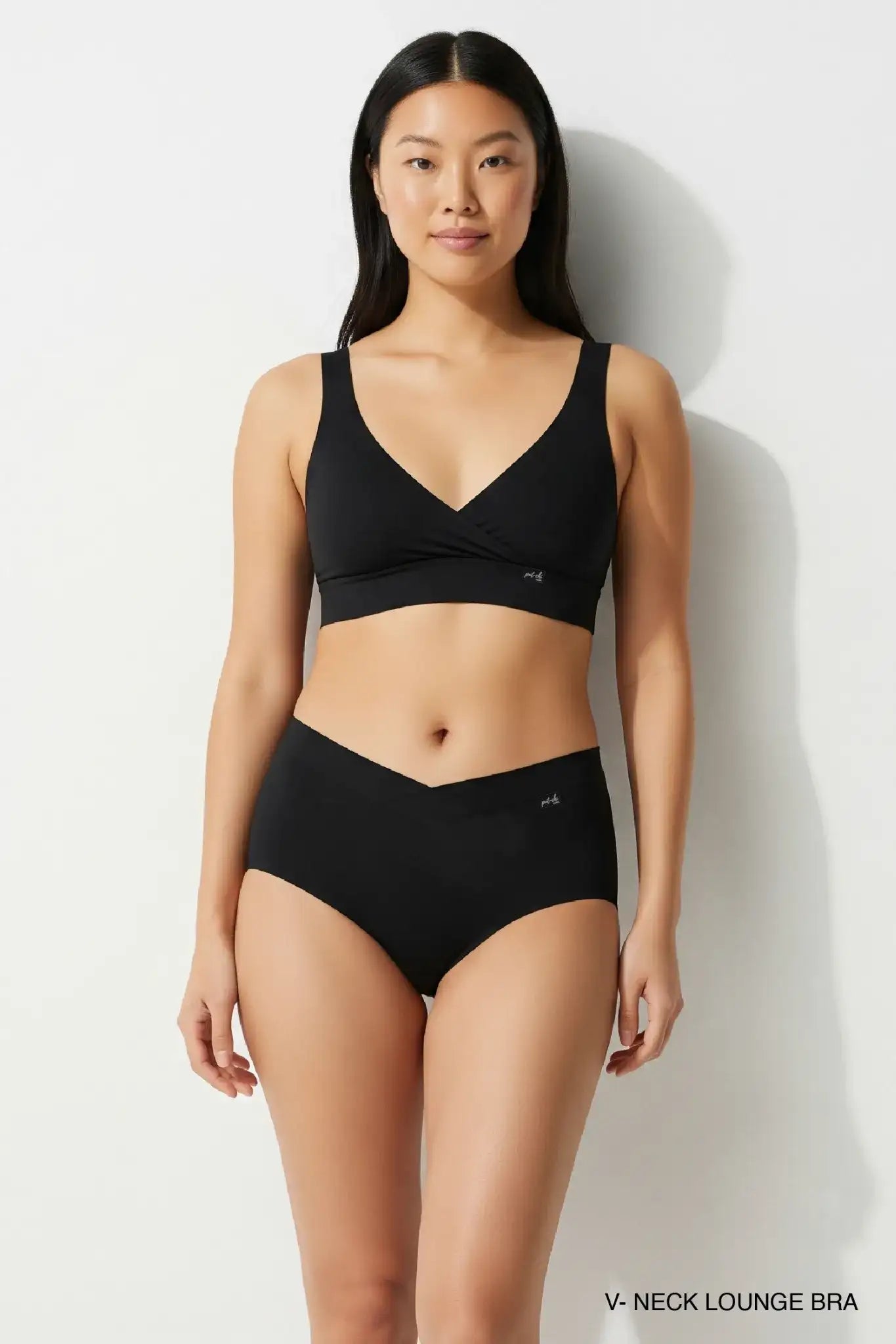 V-Neck Maternity Bamboo Bra – Jet Black
