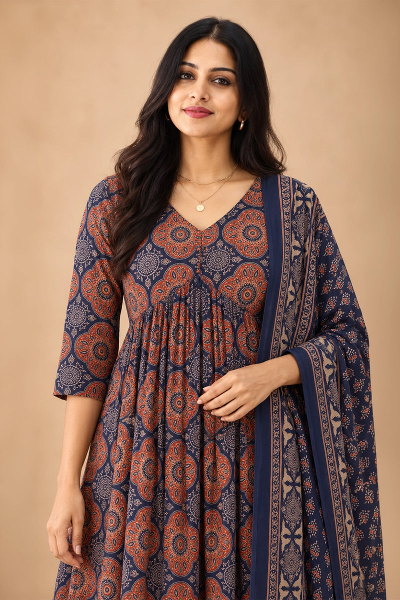 Navya Maternity and Feeding Suit Set