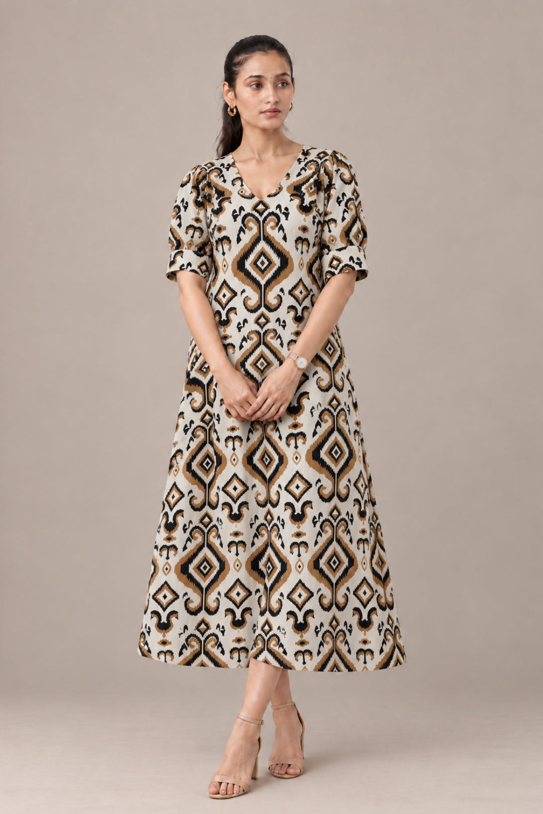 Amer Feeding Dress