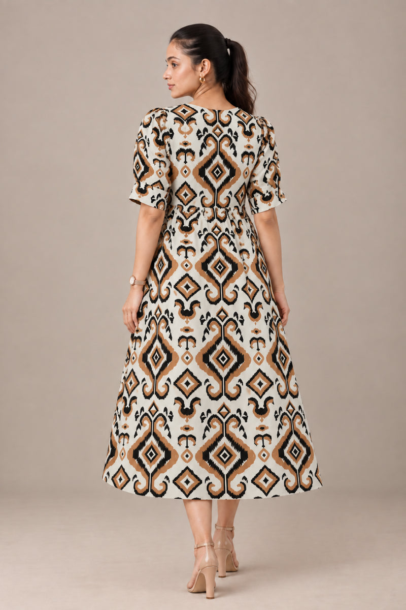 Amer Feeding Dress