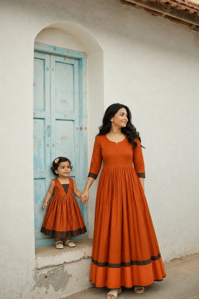 Yuvika Mom & Daughter Twinning dress