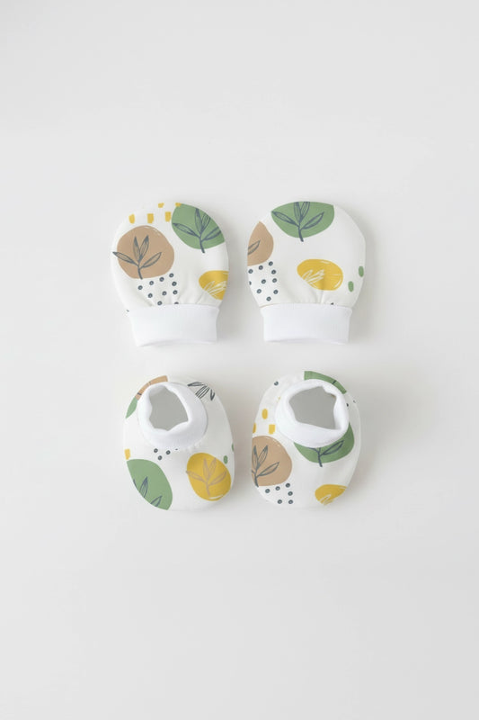 Garden canvas mittens and booty