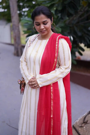 Vennira Feeding Suit Set