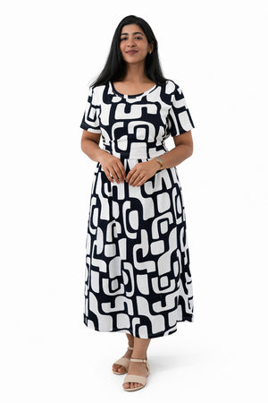 Graphic Flow Zipless Feeding Gown