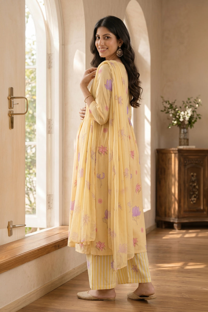 Golden Daisy Maternity Suit Set