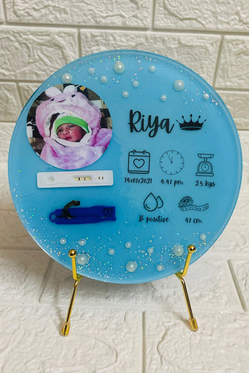 Resin Art - Birth Detail with Round Blue Frame