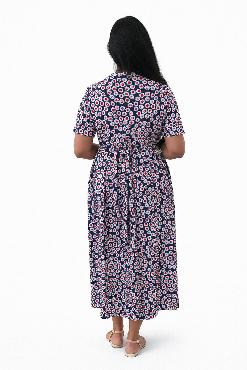 Retro Daisy Zipless Feeding Gown