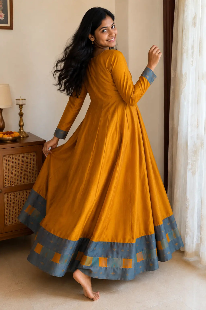 Suhani Feeding Anarkali