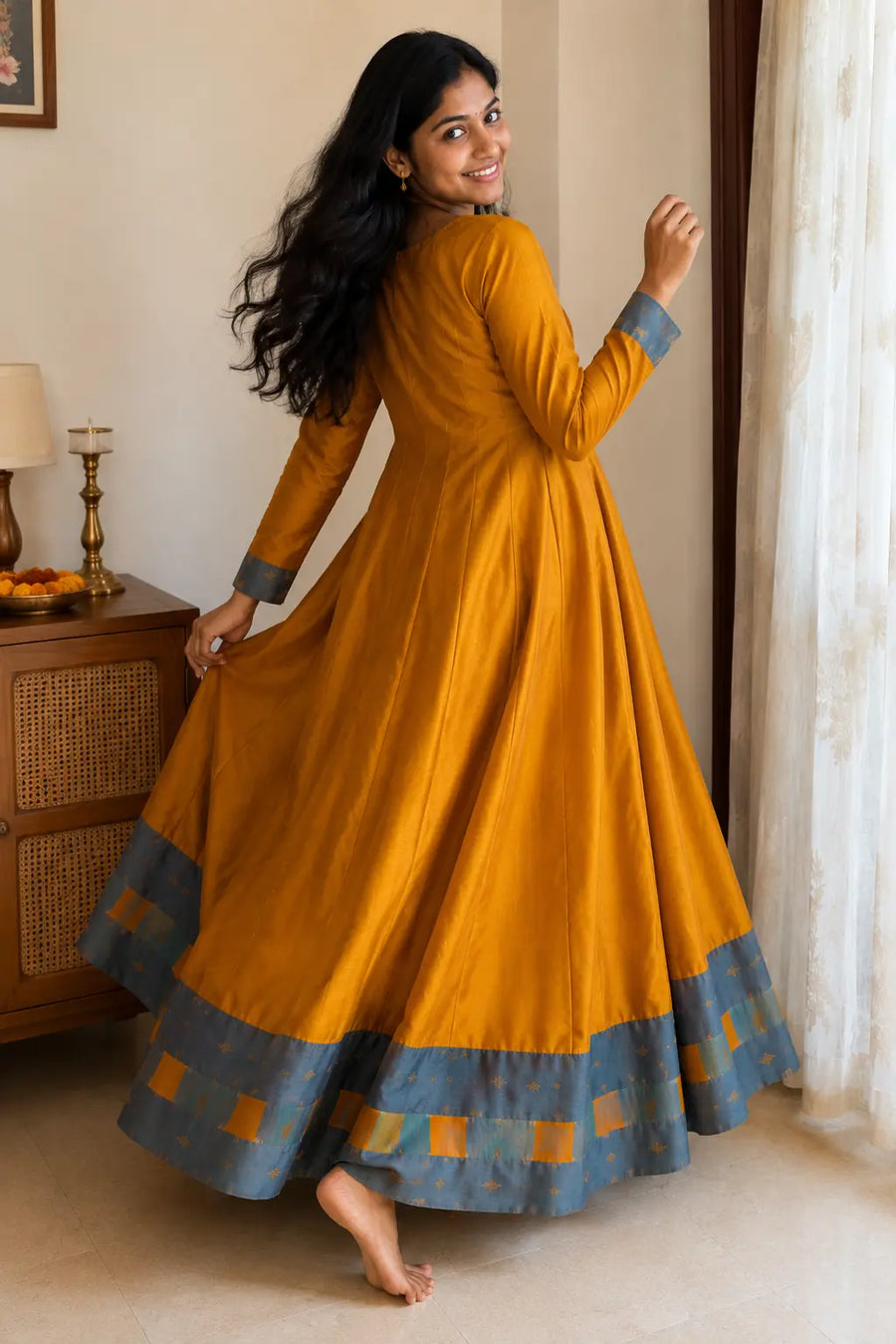 Suhani Feeding Anarkali