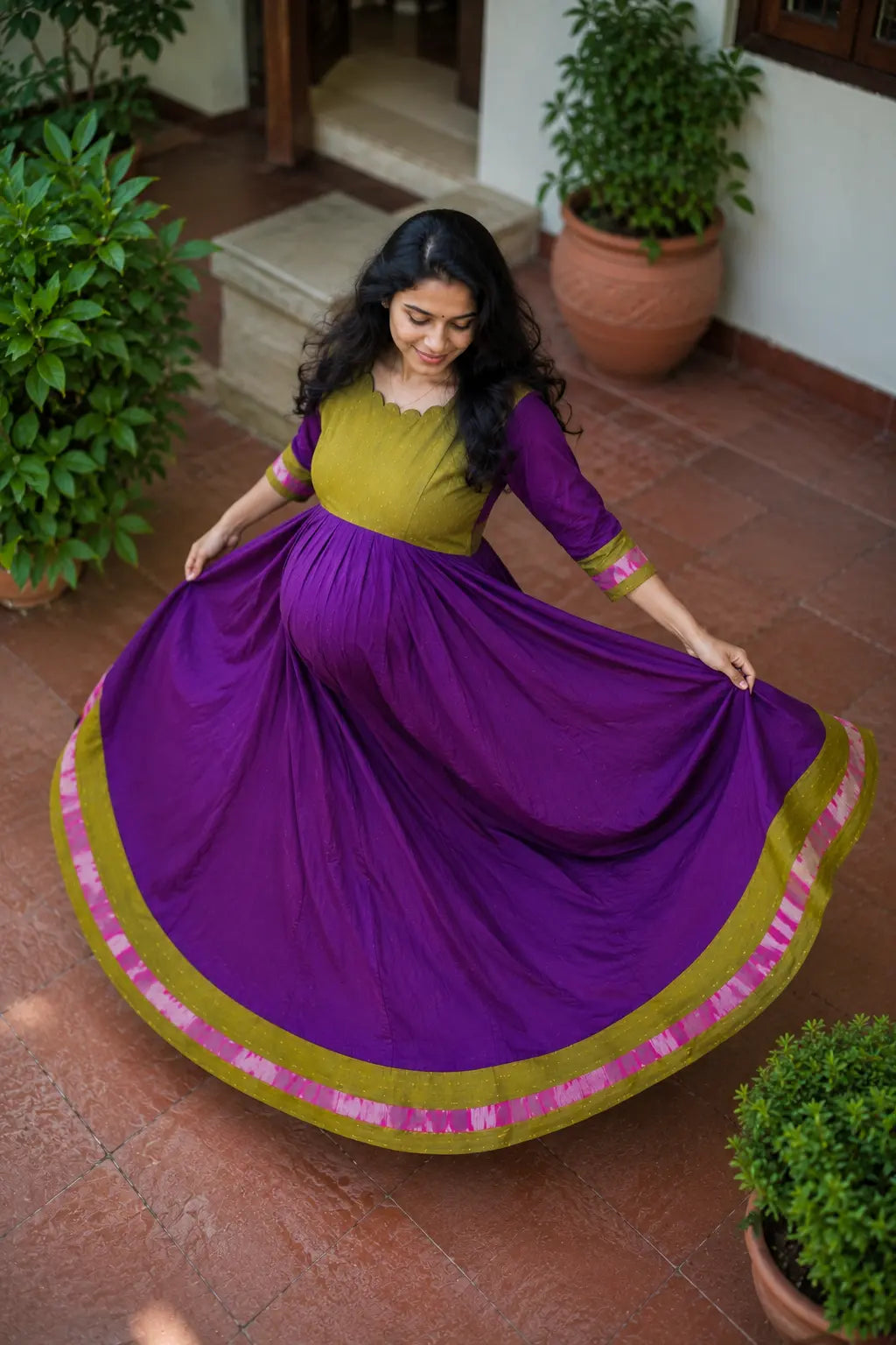 Vihana Feeding Anarkali