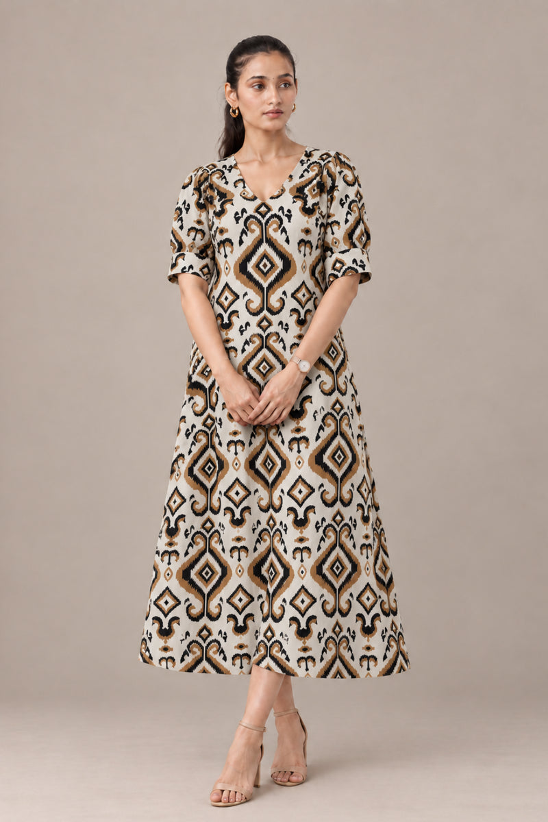 Amer Feeding Dress