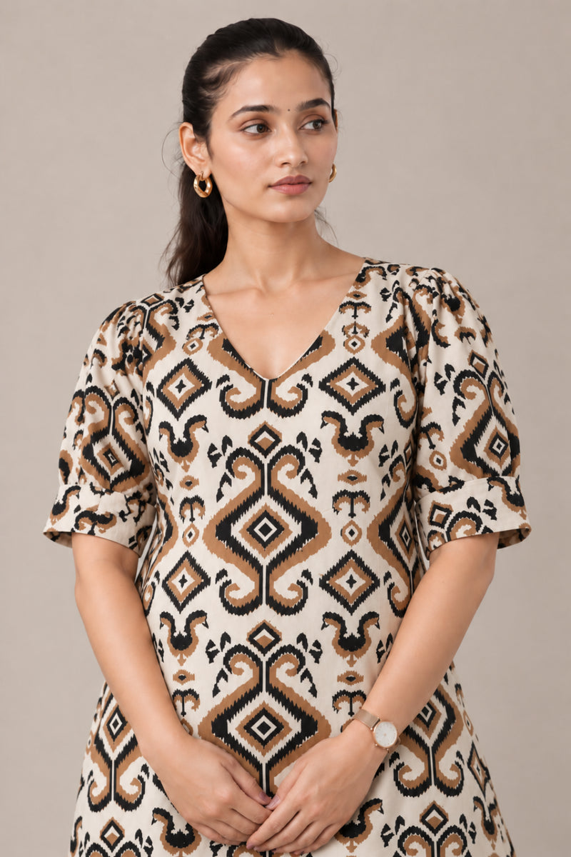 Amer Feeding Dress