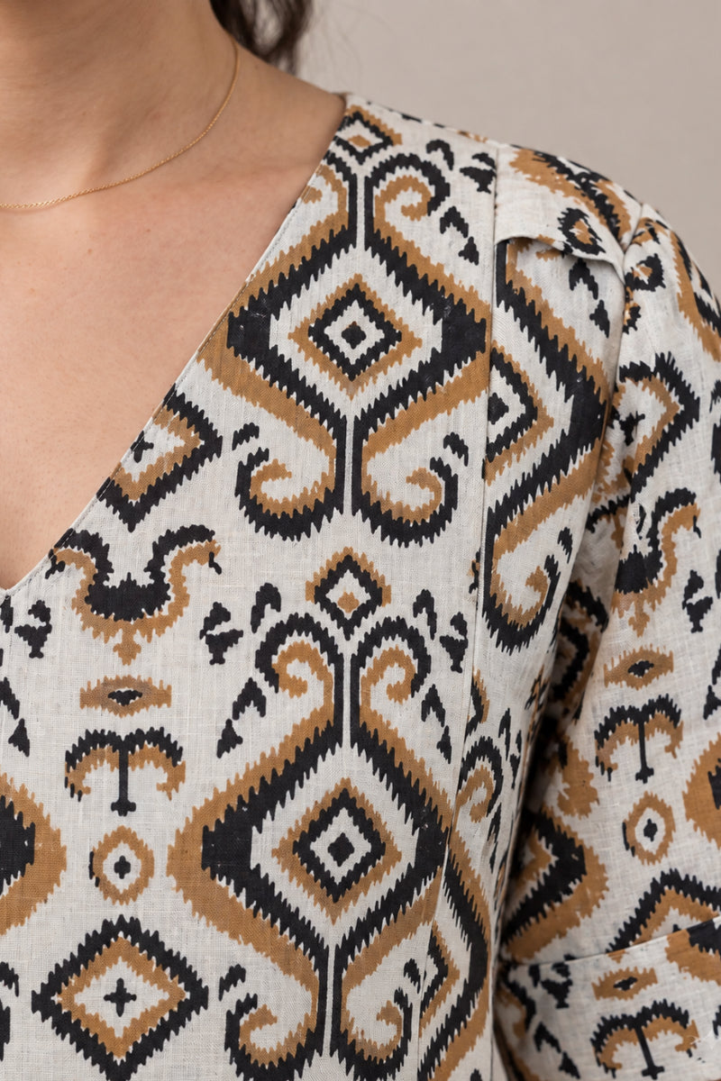 Amer Feeding Dress