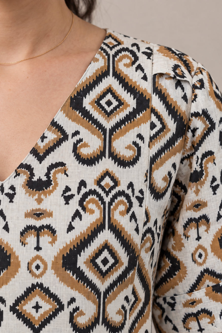 Amer Feeding Dress