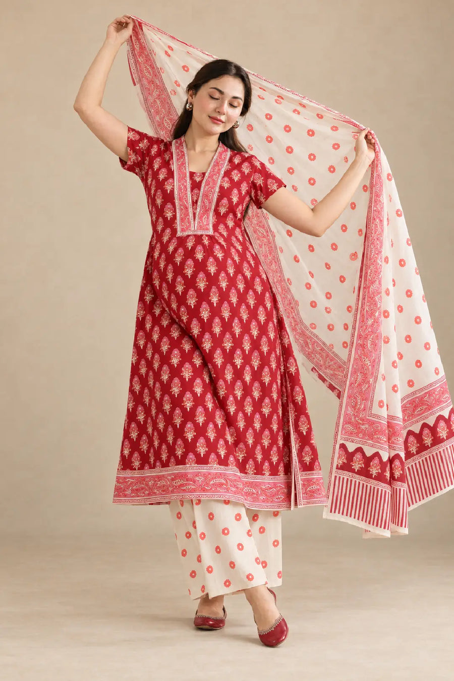 Vastra Maternity and Feeding Suit Set