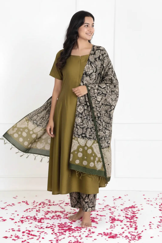 Pallavi Feeding Suit Set