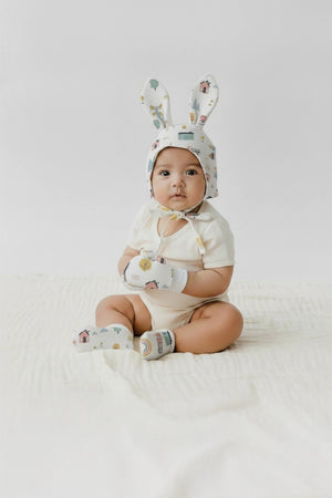 Tiny Town mittens and booty