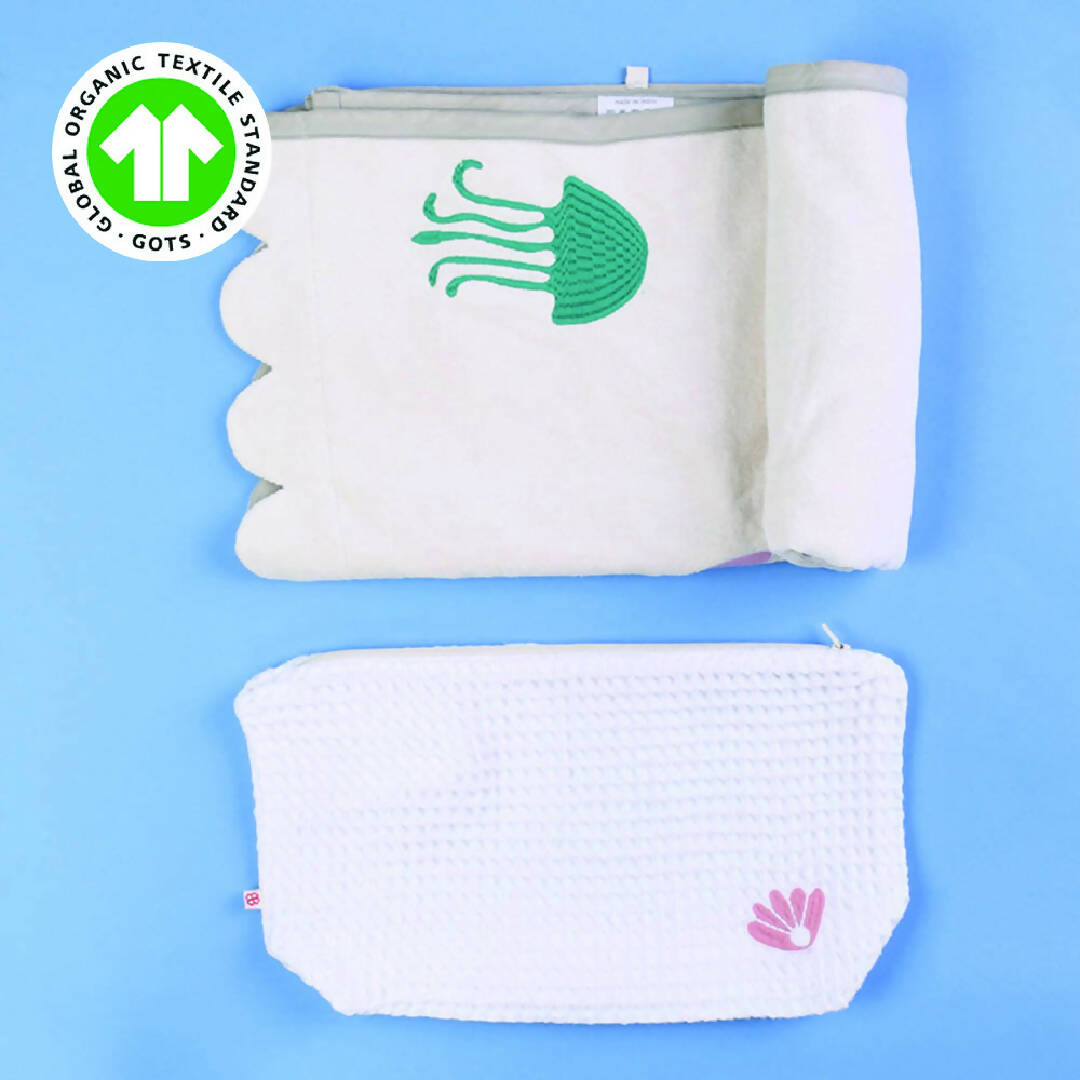 _0043_Baby Organic Cotton Towel - Magical -3
